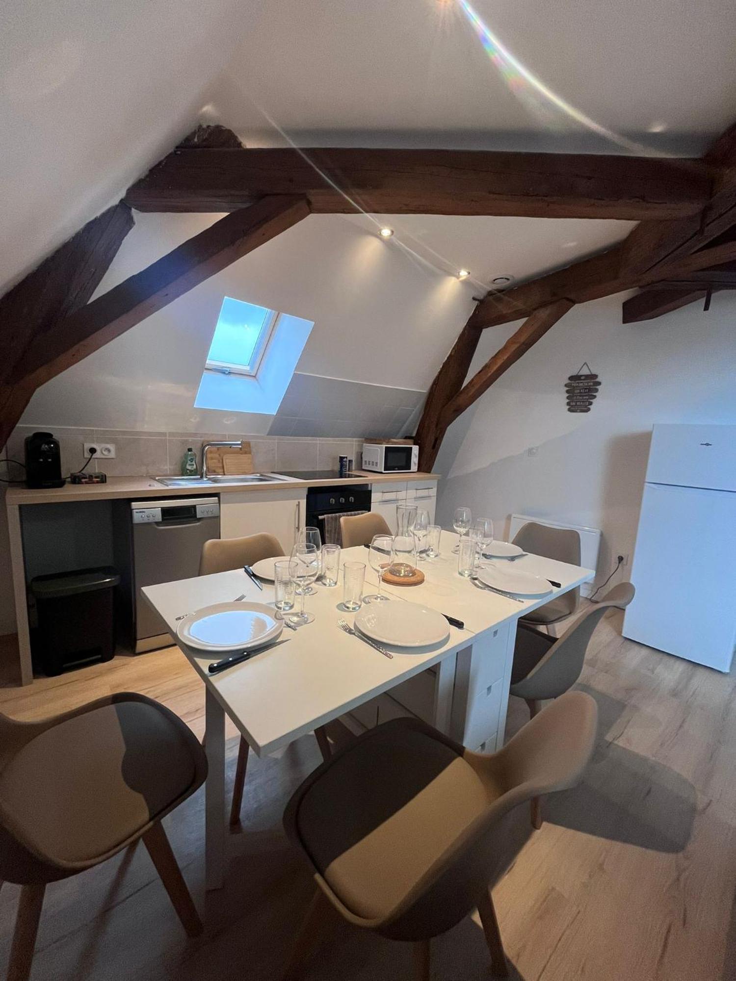 L'evasion Urbaine - Parking Gratuit - Entree Autonome - Wifi Apartment *