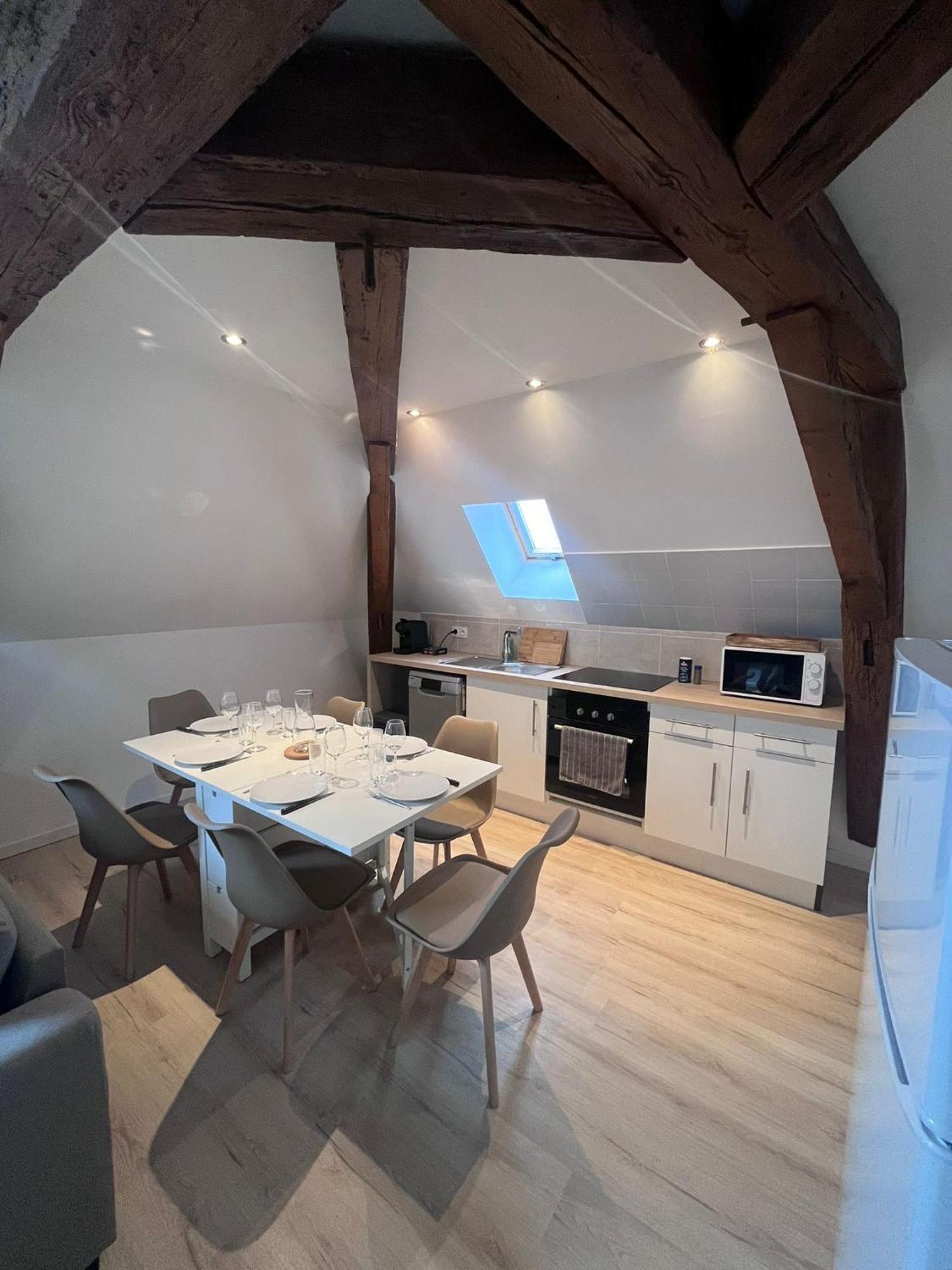 L'evasion Urbaine - Parking Gratuit - Entree Autonome - Wifi Apartment *