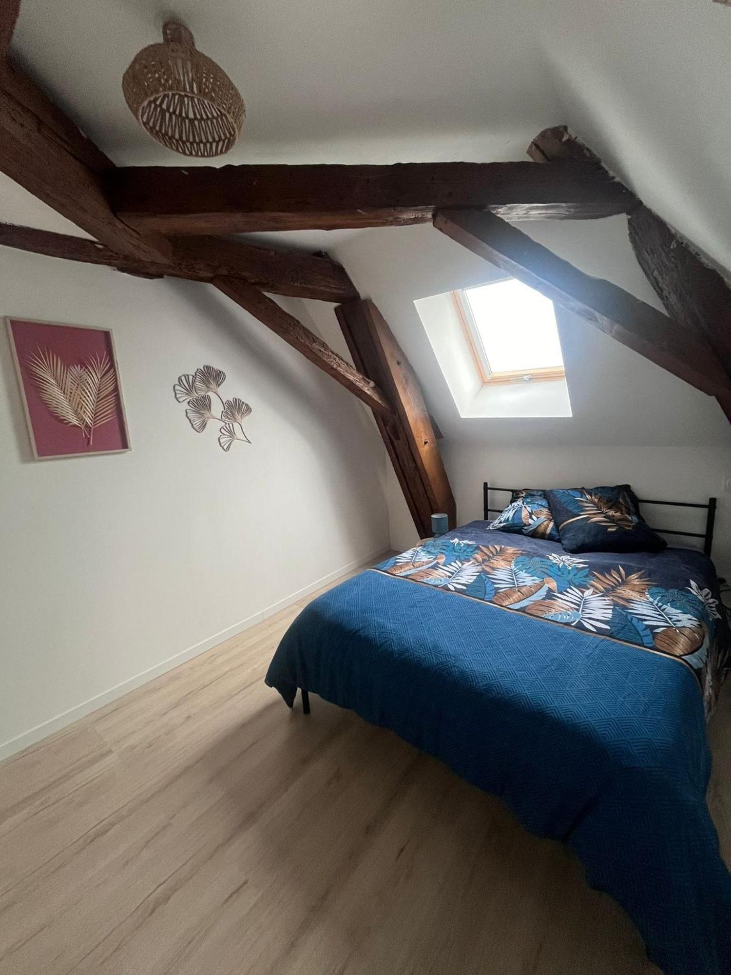 Apartamento L'evasion Urbaine - Parking Gratuit - Entree Autonome - Wifi Châtellerault